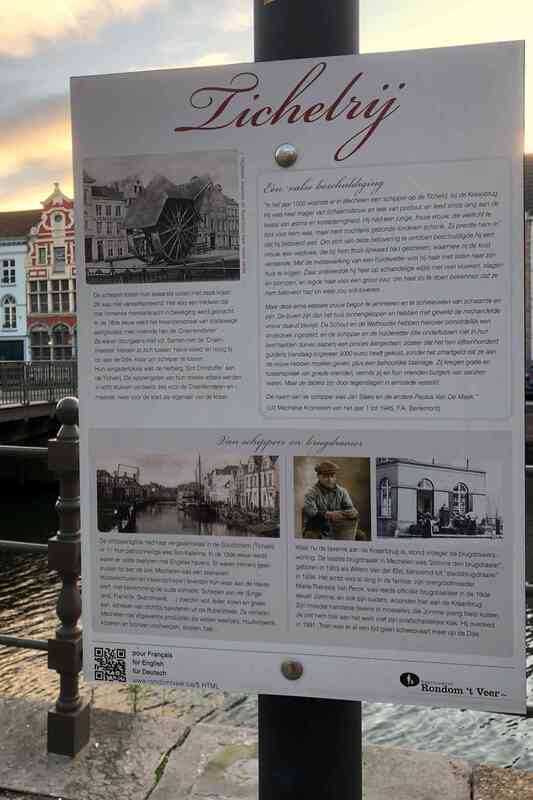 Infobord over de scheepvaart op de Dijle in Mechelen