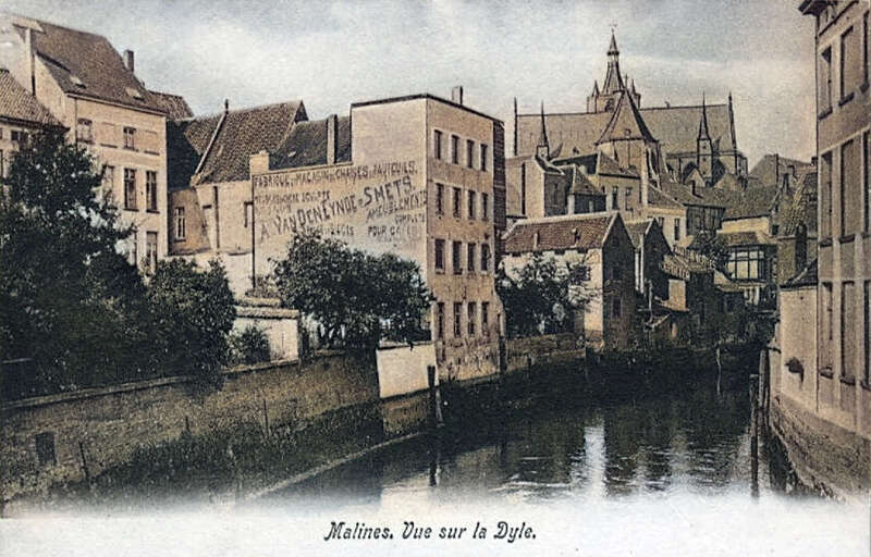 Zicht op de Dijle stroomafwaarts in Mechelen