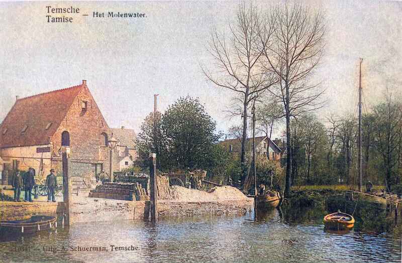 De monding van de Vrouwenhofbeek (Vliet) in 1910 in de Zeeschelde te Temse met links de toen al in onbruik geraakte watermolen