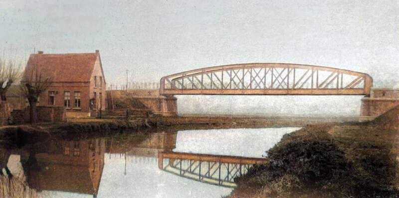 De Spoorwegbrug over de Durme in de Veertstraat te Lokeren